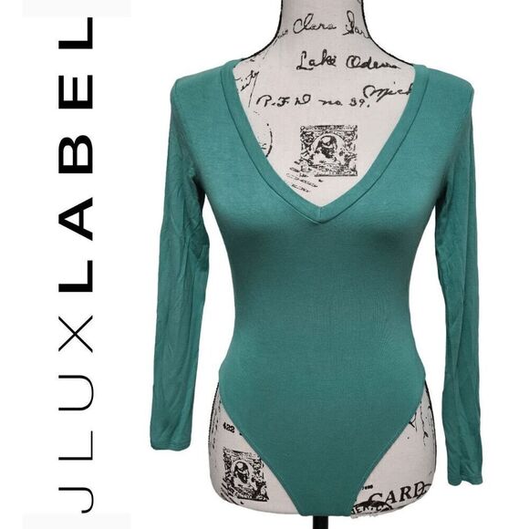 💚 JLUXLABEL Long Sleeve Deep V-Neck Green Snap Button Thong Bodysuit SIZE S - Picture 1 of 12